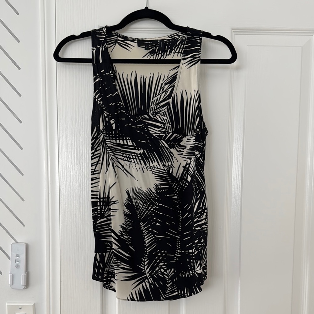 Theory Black and White Sleeveless V-Neck Sheath Tank Top 100% Silk